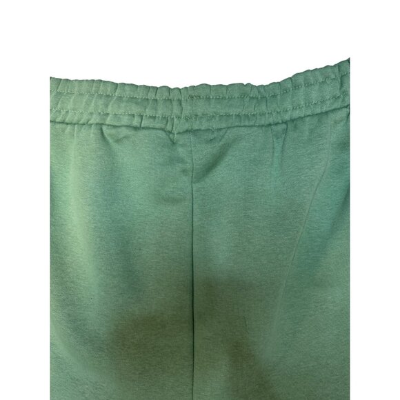 2/$30 NWT PrettyLittleThing Plus Size 20 Sage Green Pocket Sweat Shorts - Picture 9 of 14